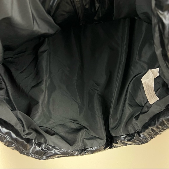 Sold | Fabletics Wander Puffer Jacket Shiny Black XXL - Picture 8 of 16